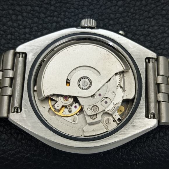 Vintage 1986 Ricoh Automatic Mens Silver Watch W/daydate & Brown accents - Picture 10 of 10